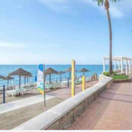 Apartamento Primera Linea De Playa Fuengirola Kültér fotó